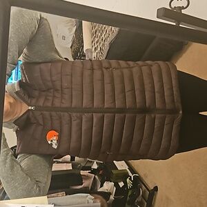 SOLD - NFL Cleveland Browns Lightweight Sleeveless Puffer Vest